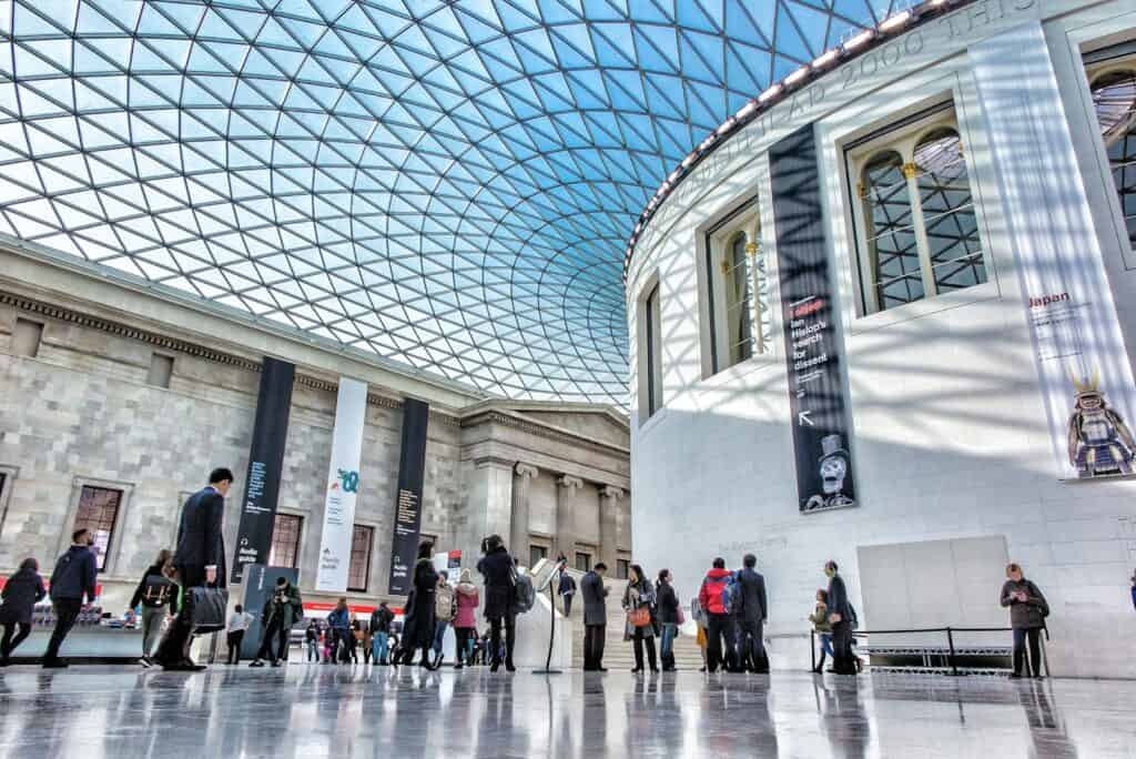 The British Museum | people inside building